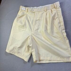 Bocaccio Golf Mens Pleated Shorts Size 32 Yellow Vintage Distressed Preppy 8.5"